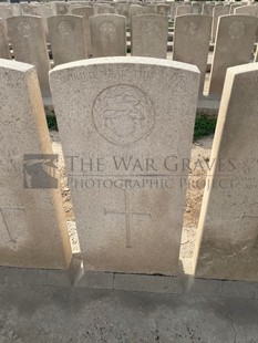 BAGHDAD (NORTH GATE) WAR CEMETERY - HOWELL, C E